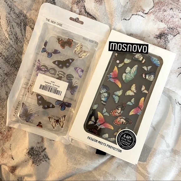 iPhone XR cases - Picture 1 of 3